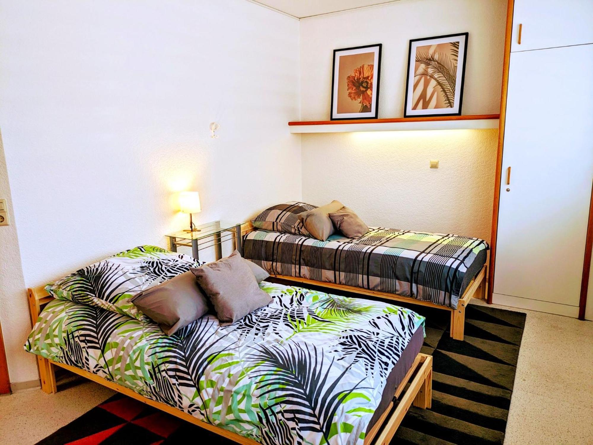 4 Zimmer Geraeumige Und Ruhig Gelegene Ferien- Und Monteurwohnung Nur Fuer Sie Allein Aujvari Vermietungen Spiegelberg Екстериор снимка