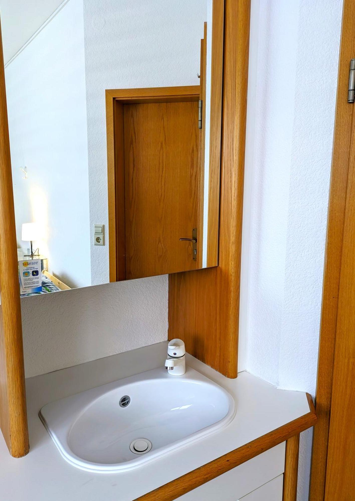 4 Zimmer Geraeumige Und Ruhig Gelegene Ferien- Und Monteurwohnung Nur Fuer Sie Allein Aujvari Vermietungen Spiegelberg Екстериор снимка
